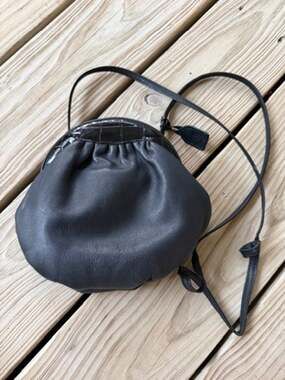 Anne Klein for Calderon vintage leather crossbody frame bag croc black